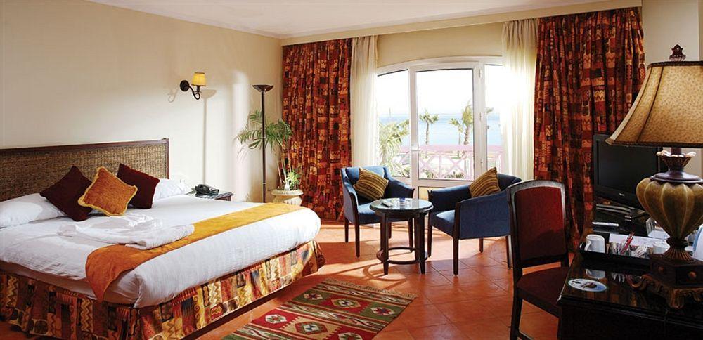 עיין סוחנה Porto Sokhna Pyramids Apartments Powered By Amer-Group Family Only מראה חיצוני תמונה