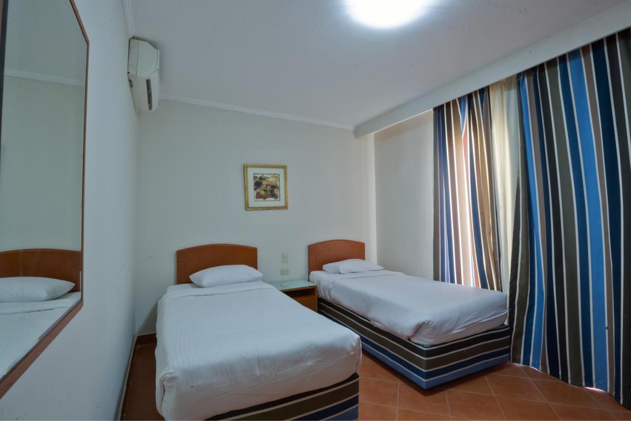 עיין סוחנה Porto Sokhna Pyramids Apartments Powered By Amer-Group Family Only מראה חיצוני תמונה